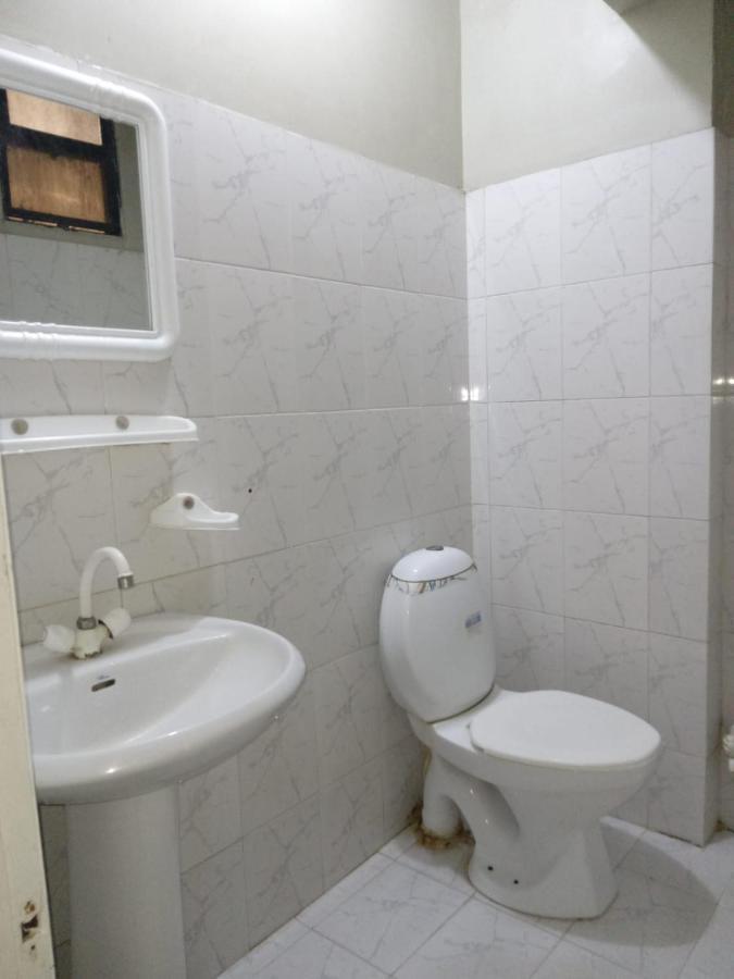 New Hotel Chilton Karaczi Zewnętrze zdjęcie