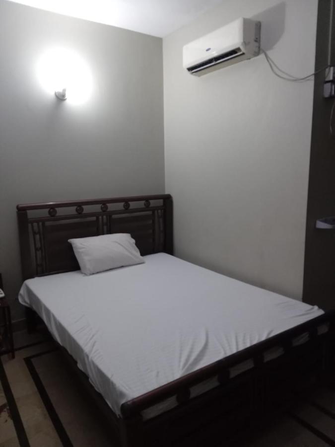New Hotel Chilton Karaczi Zewnętrze zdjęcie