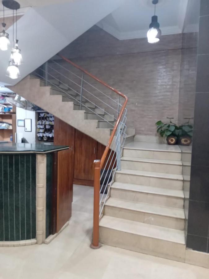 New Hotel Chilton Karaczi Zewnętrze zdjęcie