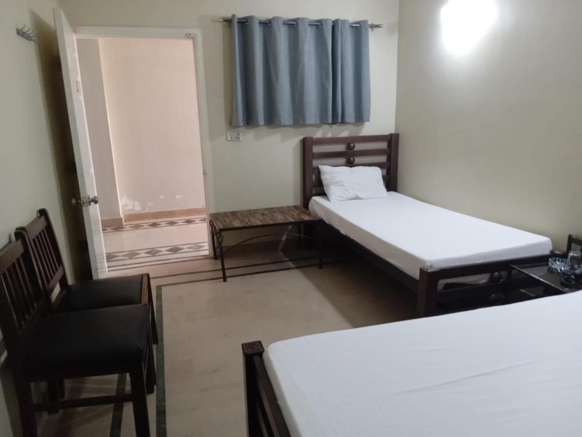 New Hotel Chilton Karaczi Zewnętrze zdjęcie