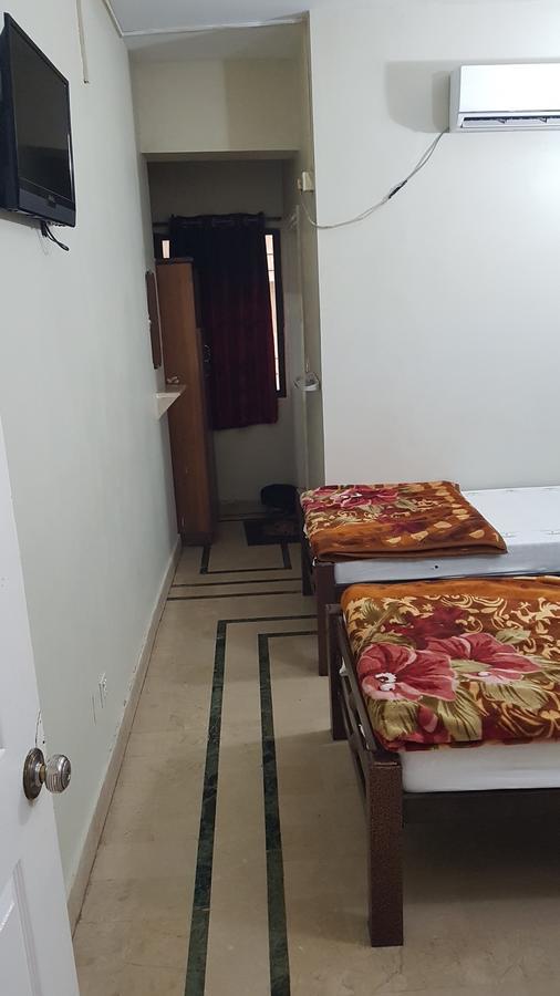 New Hotel Chilton Karaczi Zewnętrze zdjęcie